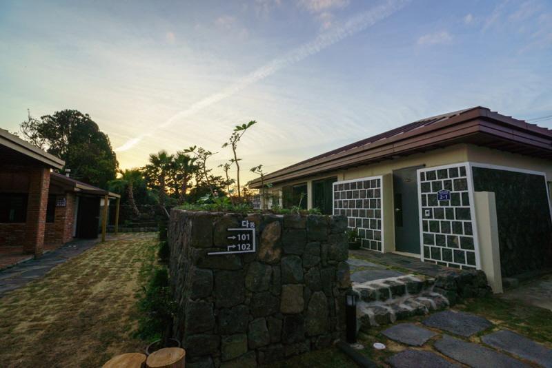 Misoga Pension Seogwipo Esterno foto